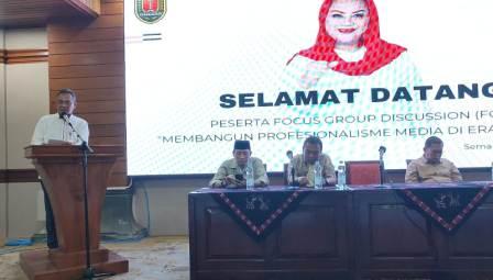 Forum Group Discussion (FGD) 'Membangun Profesionalisme Media di Era Disrupsi' di Balai Kota Semarang, Rabu (28/2/2024).