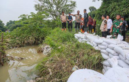 Banjir Brebes Mulai Surut, Pemprov Jateng Bantu Logistik Pengungsi