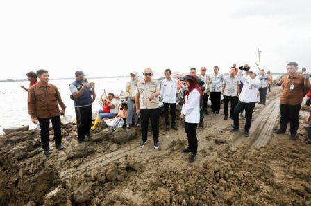 Banjir Demak Mulai Surut, Warga Kembali ke Rumah