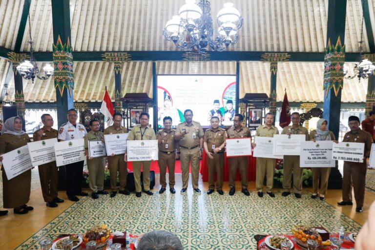 Pemprov Jateng Bantu Rp 160 Miliar untuk Pemkab Wonosobo