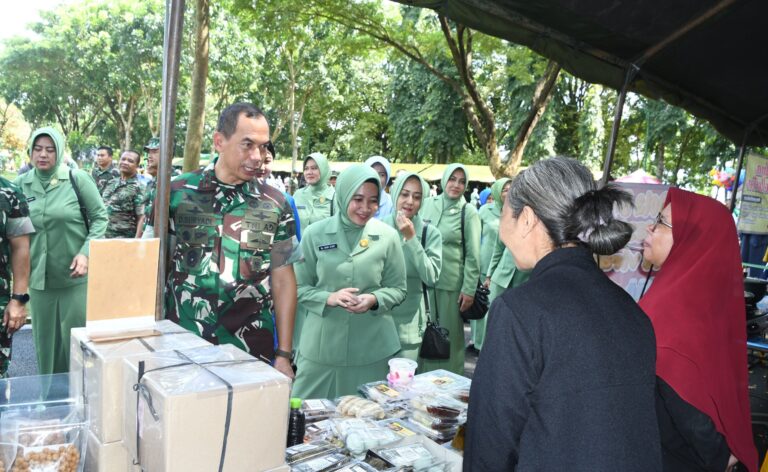 Bazar Murah Kodam IV/Diponegoro, Penuhi Kebutuhan Pokok Pangan Prajurit dan Masyarakat