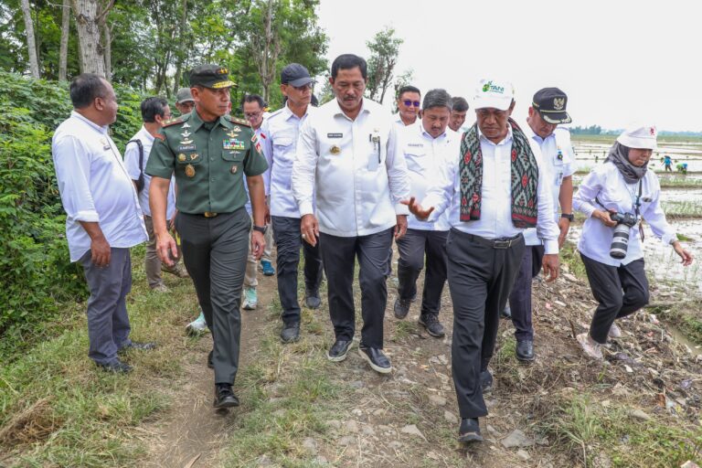 Kementan Terjunkan Tim Penuntasan Distribusi Pupuk, Pj Gubernur Jateng Siap Mengawasi 