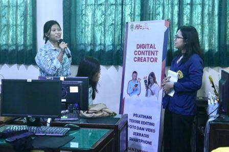 Mahasiswa Ilkom USM Beri Pelatihan Teknik Editing Foto dan Video Berbasis Smartphone pada Pelajar SMA 2 Mranggen