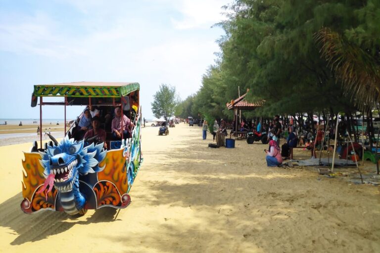 Kunjungan Wisata di Rembang Selama Libur Lebaran Capai 197.331 Orang