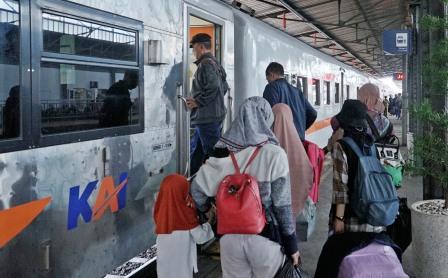 KAI Daop 4 Semarang Berikan Tarif Khusus untuk KA dan Relasi Tertentu