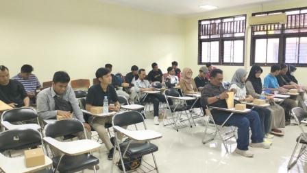 Para ofisial mengikuti Temu Teknik (TM) Liga Taekwondo Cadet Piala Rektor USM 2024 di kampus USM pada 18 Mei 2024. (dok)