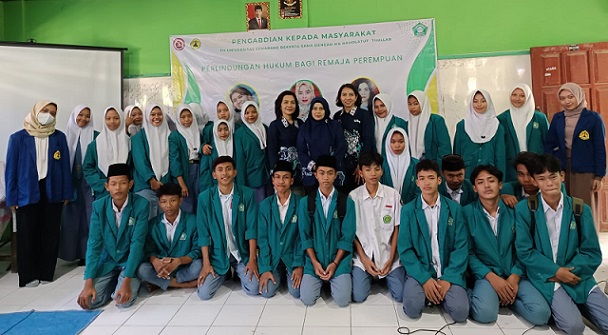 Tim PkM USM Beri Penyuluhan Hukum ke Siswa MA Nahdlatut Tullab Grobogan