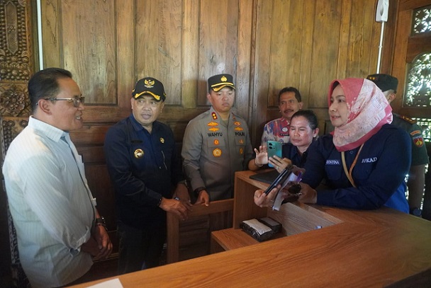 Pj Bupati Jepara Minta Para Pelaku Usaha Penuhi Kewajiban Pajak