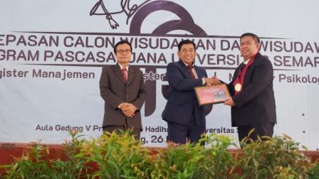 Arwin Tino, Advocat dari Sumsel Lulus Cumlaude Magister Hukum USM
