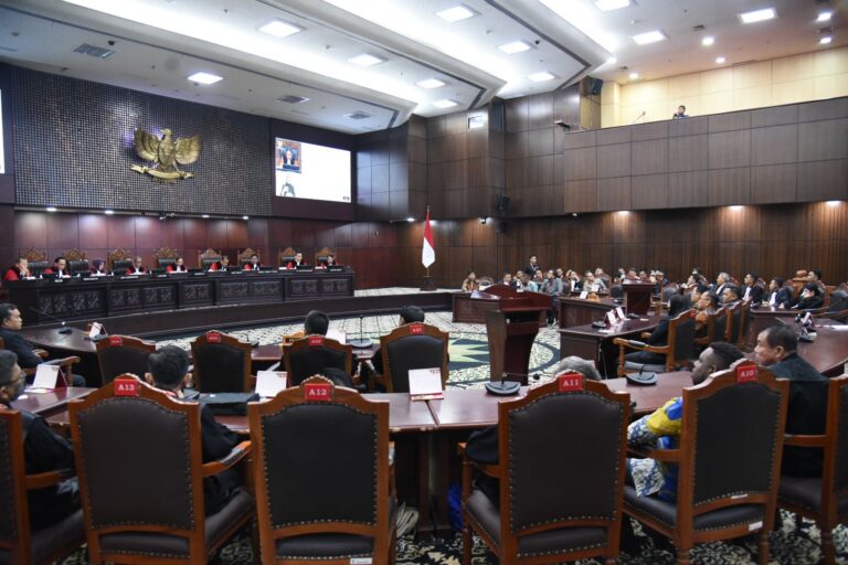MK Tolak 3 Permohonan PHPU Pileg 2024 di Jateng