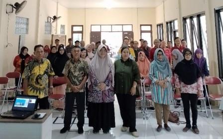 Tim PkM USM Selenggarakan Psikoedukasi Pengenalan Gangguan Psikologis pada Lansia