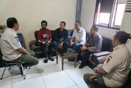 Tukang Tambal Ban Babak Belur Dihajar Oknum Satpol PP Kota Semarang