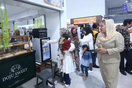 Wali Kota Semarang Resmikan Pasar Modern BSB City Mijen
