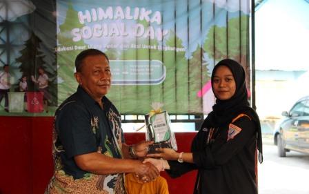 Himalika USM Ajak Warga Bandaharjo Peduli Lingkungan