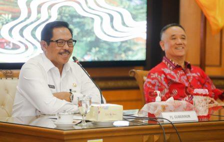 Atasi Kemiskinan di Jateng, Nana Sudjana Gandeng PSMTI