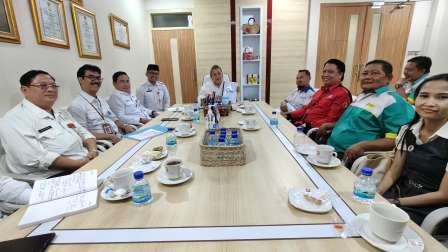 Perwakilan Buruh Tuntut Kenaikan UMK Diterima Mbak Ita Penuh Keakraban