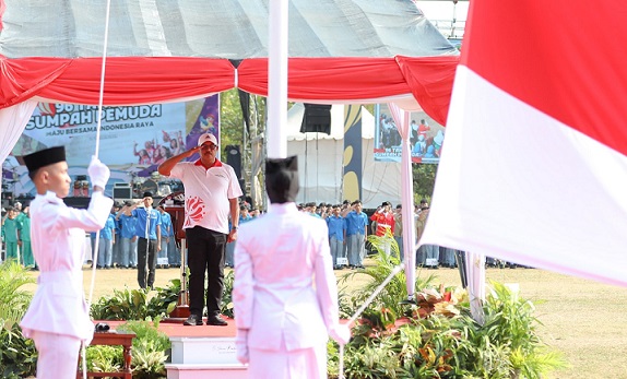 Pimpin Upacara Hari Sumpah Pemuda, Nana Sudjana Sebut Indeks Pembangunan Pemuda Jateng Terus Meningkat