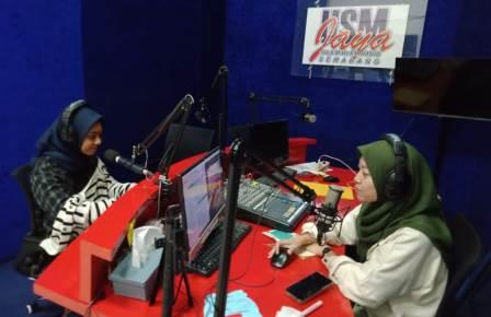 Talkshow di Radio USM Jaya: Pernikahan Dini Dinilai Bawa Dampak Negatif