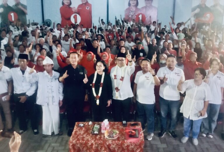 Ribuan Orang Hadir Dukung Pasangan Agustin-Iswar di Semarang