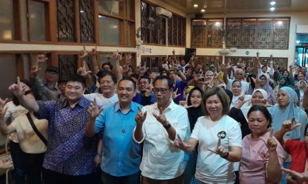 Deklarasi Dukungan untuk Yoyok-Joss yang dilaksanakan Kerabat Melly Pangestu (KMP) pada Selasa (5/11/2024) malam.