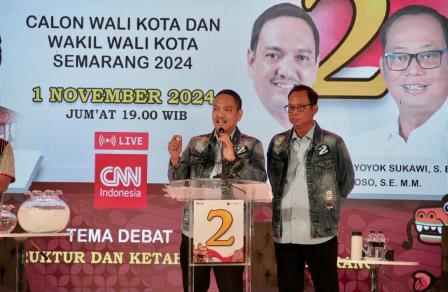 Yoyok Sukawi-Joko Santoso Kenalkan Konsep Bocahe Dewe di Debat Perdana Pilwakot Semarang