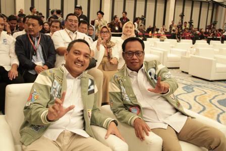 Pasangan Yoyok Sukawi dan Joko Santoso Tampil Kompak dalam Debat Pilkada Semarang 2024