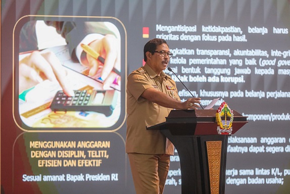 Serahkan DIPA dan TKD Rp 105,72 Triliun, Nana Sudjana: Jateng Siap Songsong Kegiatan 2024