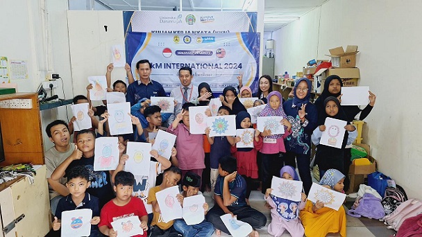 Tim Dosen USM Beri Pelatihan Art Therapy di Sanggar Belajar Sentul, Kuala Lumpur