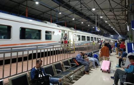 Imbas Banjir di Grobogan, PT KAI Batalkan Dua Perjalanan Kereta Api