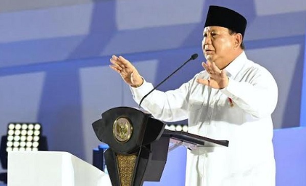 Prabowo Perintahkan Segel Pagar Misterius di Laut Tangerang