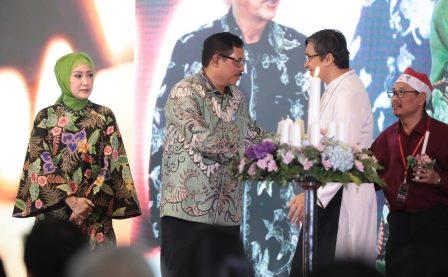 Hadiri Puncak Perayaan Natal dan Tahun Baru, Nana Sudjana Sebut Toleransi di Jateng Sangat Baik