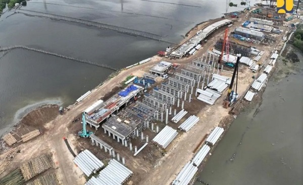 Menteri Pekerjaan Umum Targetkan Pembangunan Tol Semarang-Demai Selesai 2027