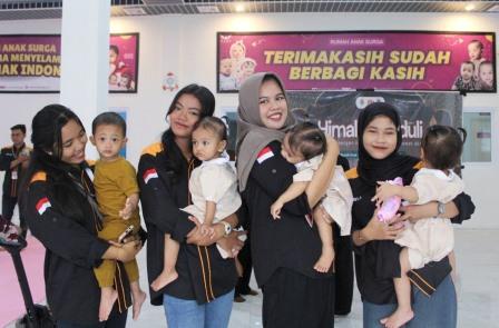 Himalika USM Beri Santunan ke Panti Asuhan Rumah Anak Surga