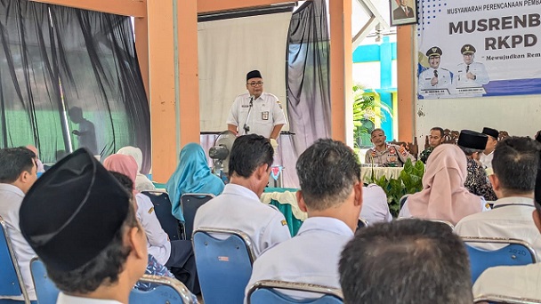 Komitmen Tangani Kemiskinan Wabup Rembang Minta Kades Mendata RTLH