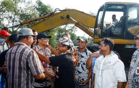 Ahmad Luthfi Sebut Pengerukan Sedimentasi Muara Pelabuhan Asemdoyong Pemalang untuk Permudah Akses Nelayan