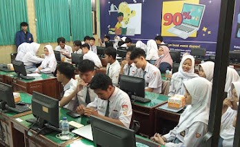 Tim PkM Dosen FTIK USM Beri Pelatihan Instalasi dan Konfigurasi Perangkat Rumah Pintar Berbasis IoT
