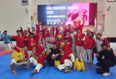 Tim Shorinji Kempo Kota Semarang menjadi juara umum pada babak kualifikasi Porprov Jateng XVII yang berlangsung di Auditorium UIN Salatiga, Minggu (13/7/2025