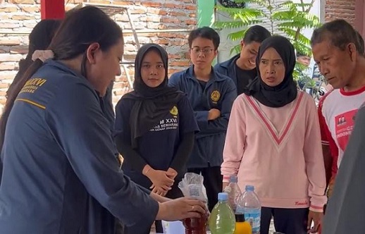 Mahasiswa KKN USM di Rejosari Gagas Budikdamber dan POC Jadi Inovasi