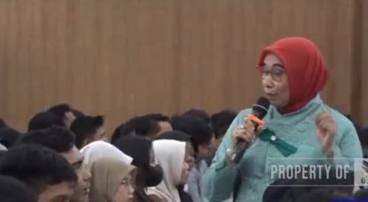 UCAC Beri Pembekalan 596 Calon Wisudawan USM