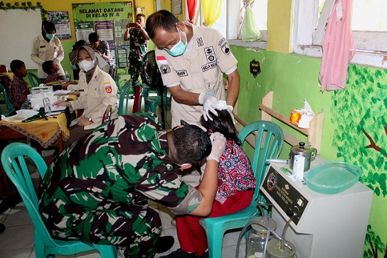 Korem 071/WijayaKusuma Gelar Bakti Sosial Kesehatan di HUT ke-80 TNI dan HUT ke-80 Kodam IV/Diponegoro