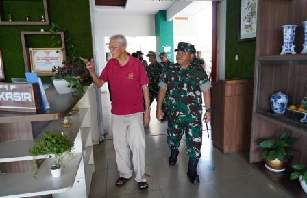 Jalin Silaturahmi, Danrem Makutarama Kunjungi Hortimart Bawen