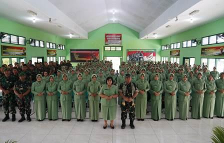 Danrem 073/Makutarama Kunjungi Yonif 410/Alugoro