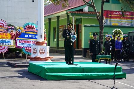 Danrem 073/Makutarama Pimpin Upacara HUT TNI ke-80, Panglima TNI Ingatkan Prajurit Jaga Kemanunggalan dengan Rakyat