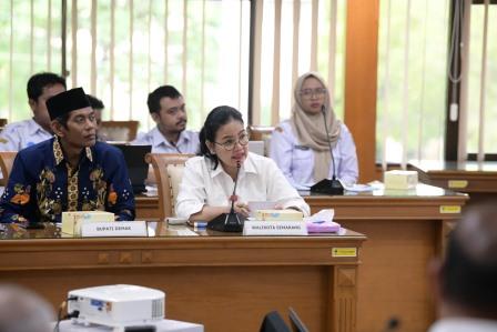 Rakor Bersama Gubernur, Agustina Minta Penambahan Pompa dan Pengerukan Kolam Retensi