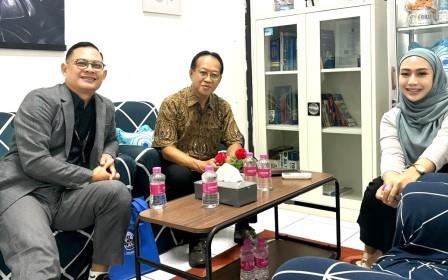 LLDikti VI Kembangkan Kemampuan Berbahasa Inggris, Jajaki Kerja Sama dengan LCC USM