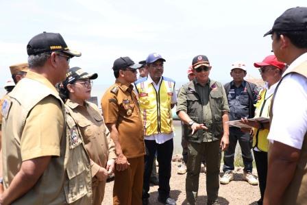 Wali Kota Agustina Tegaskan Prioritas Penanganan Banjir Semarang Difokuskan pada Pemenuhan Kebutuhan Dasar Warga Terdampak