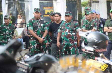 Ketegangan di Pati Memuncak, Danrem 073/Makutarama Pimpin Langsung Pengamanan Aksi Pemakzulan Bupati Pati