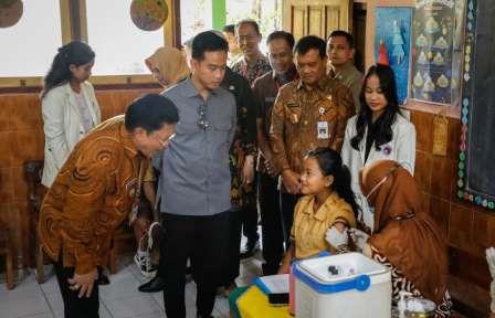 Wapres Gibran Tinjau CKG, Gubernur Luthfi Pastikan Layanan Optimal