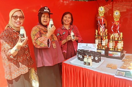 Ramu Obat Kanker, Ike Raih Juara Utama Krenova 2025