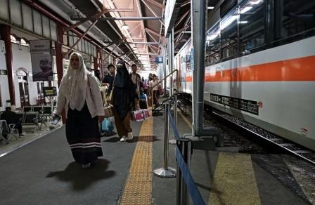 42.777 Penumpang KA di Semarang Terpantau Daop 4 pada H-2 Tahun Baru